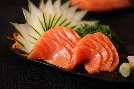 8 Sashimis Salmão