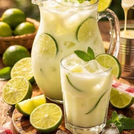 Jarra de limonada suíça